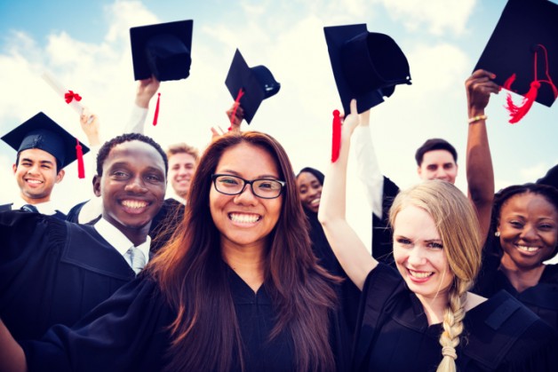 The Complete Guide to Hiring New College Graduates