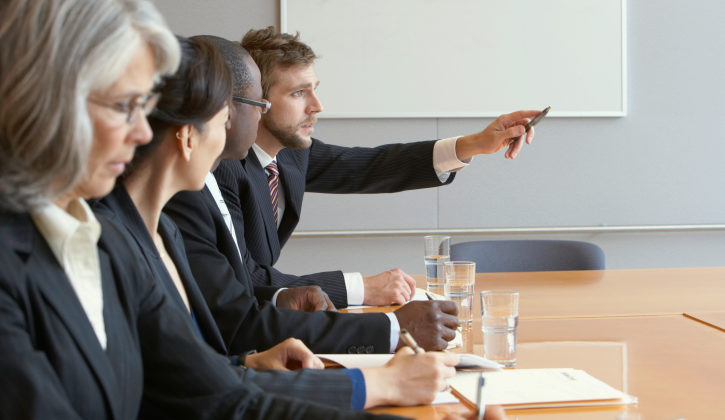 How to Disagree at Work When You’re the New Guy