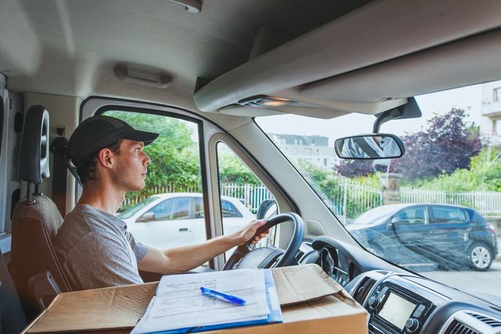 Courier Driver Job Description Sample Template Ziprecruiter