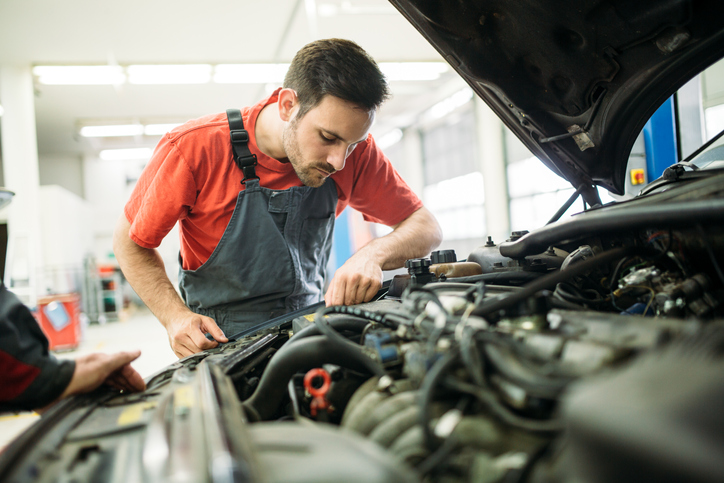 Automotive Service Technician Job Description Sample Template Ziprecruiter