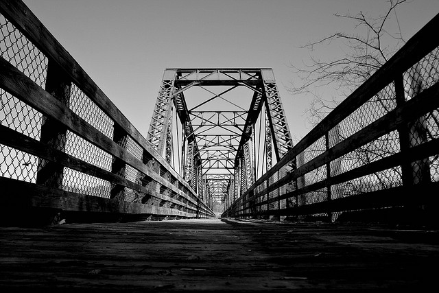 4194372747_8d088892da_z