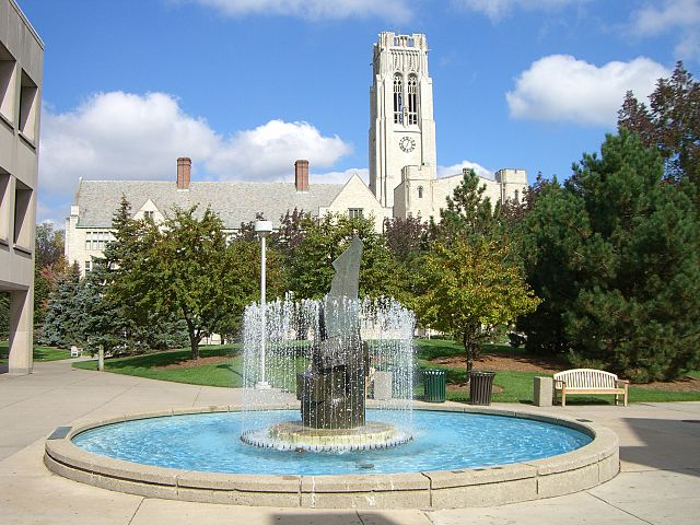 640px-University_Hall_UToledo