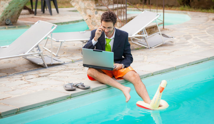 How to Maintain a Work/Life Balance Over the Holidays