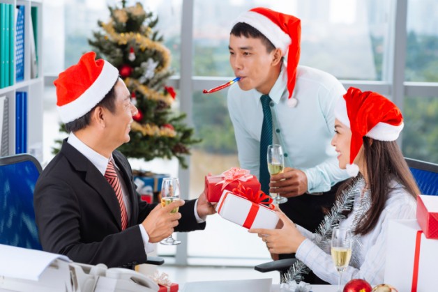 Employer Holiday Parties & Receptions for Students, Career & Professional  Development