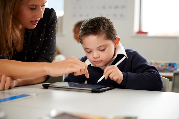 Special Needs Teacher Assistant What Is It And How To Become One 