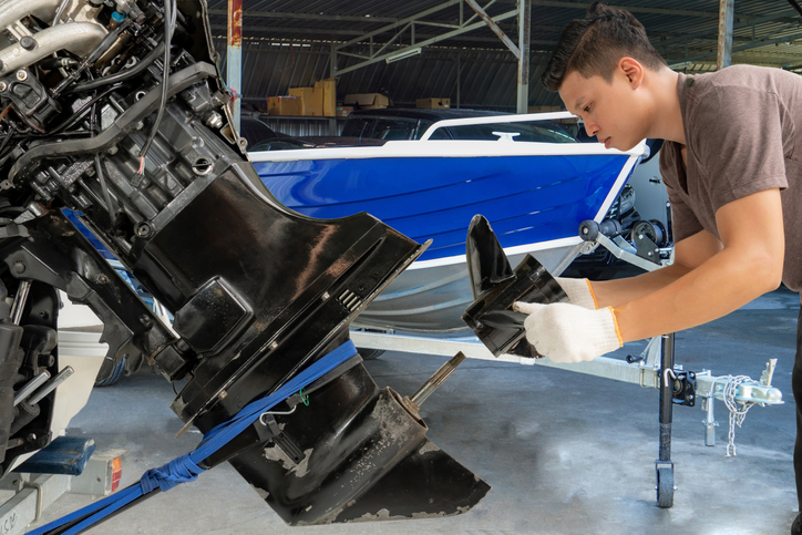 yacht mechanic school