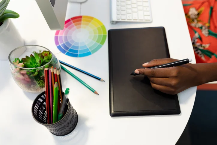 Visual Designer Visual Designer