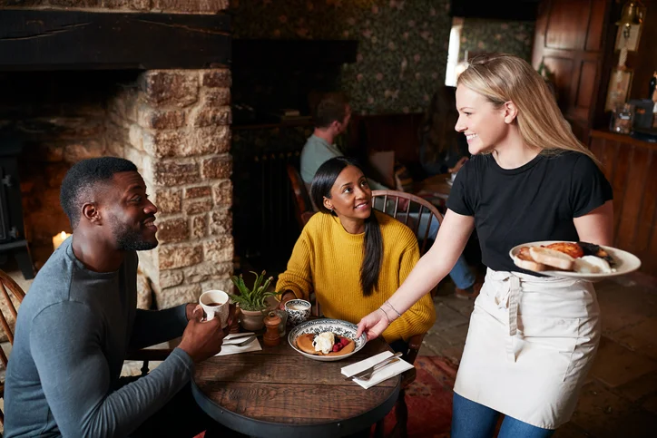 What Does a Good Host Do: Essential Tips for Perfect Hosting 2 What Does a Good Host Do: Essential Tips for Perfect Hosting