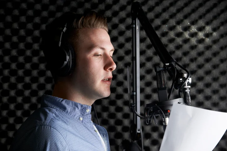 voice-over-artist-what-is-it-and-how-to-become-one