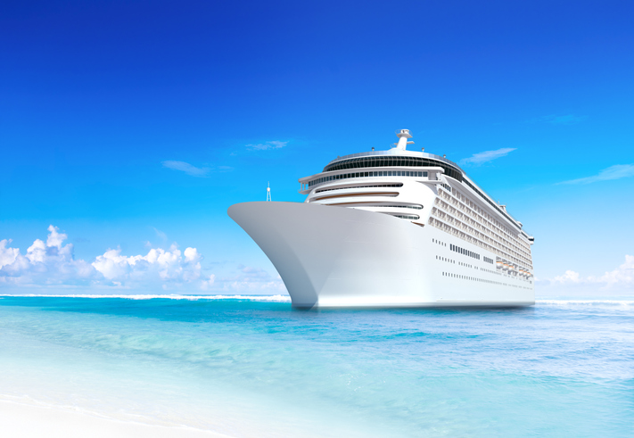 cruise ship photographer education requirements