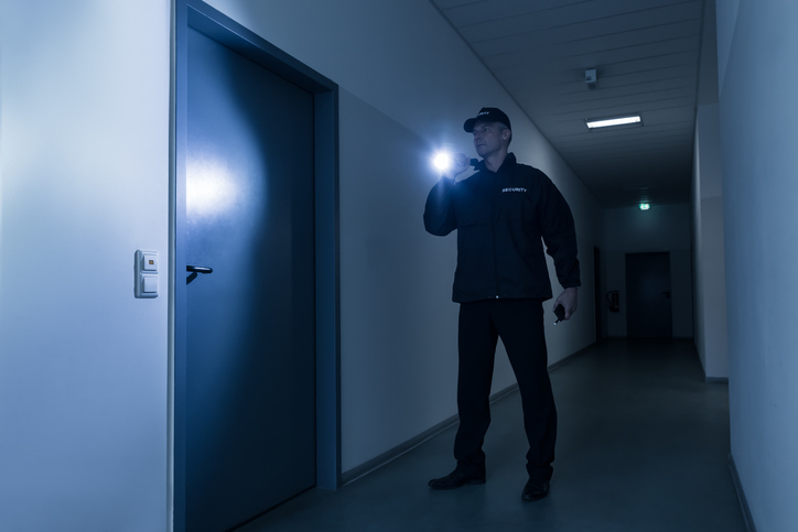 Night Shift Security Officer What Is It And How To Become One 