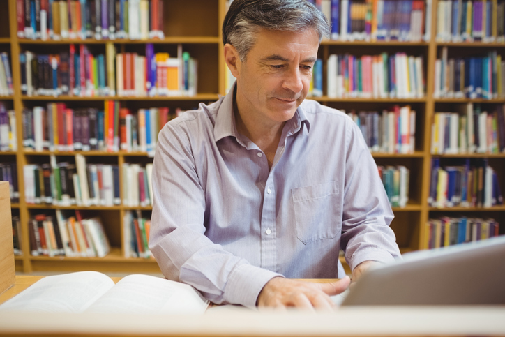 Online Professor What Is It And How To Become One Ziprecruiter
