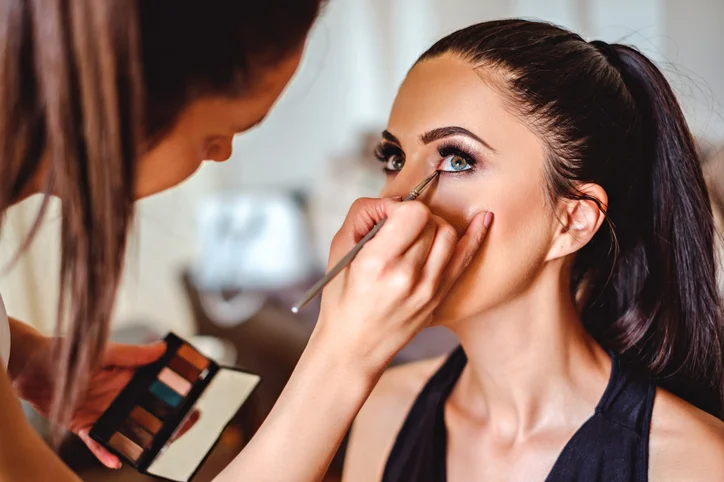 How to Become a Celebrity Makeup Artist, VOGUE India