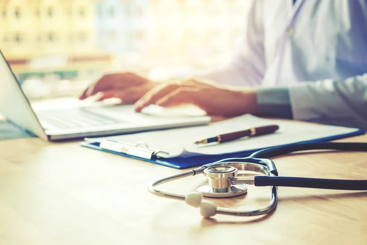 Medical Review Officer What Is It And How To Become One Medical Review Officer What Is It And How To Become One