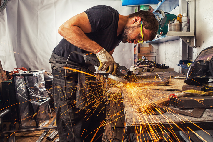 Ironworker Apprentice What Is It And How To Become One Ziprecruiter ironworker-apprentice-what-is-it-and-how-to-become-one-ziprecruiter