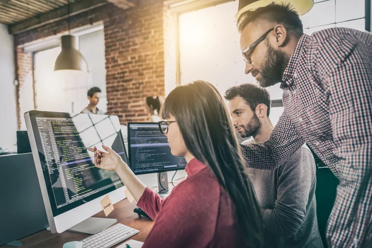 What Is a Software Engineering Manager and How to Become One