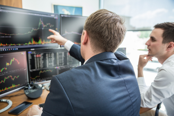 Stock Broker: What Is It? and How to Become One? | Ziprecruiter