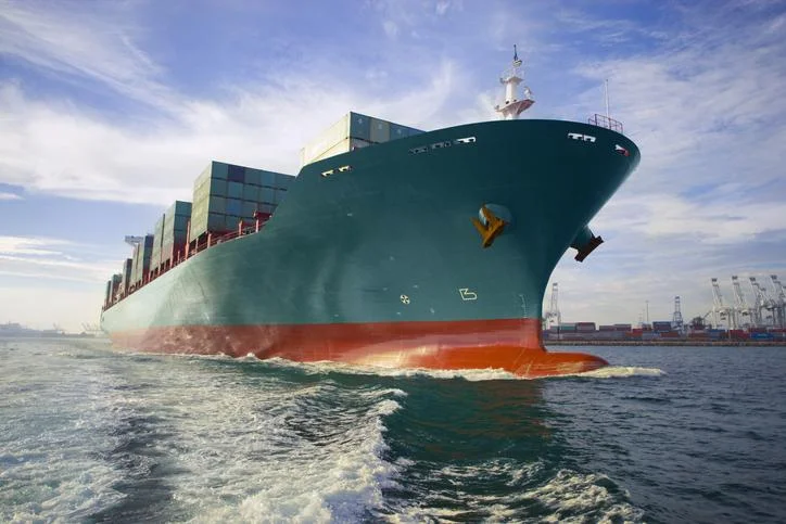 How Long Does It Take to Unload a Container Ship: Warehousing